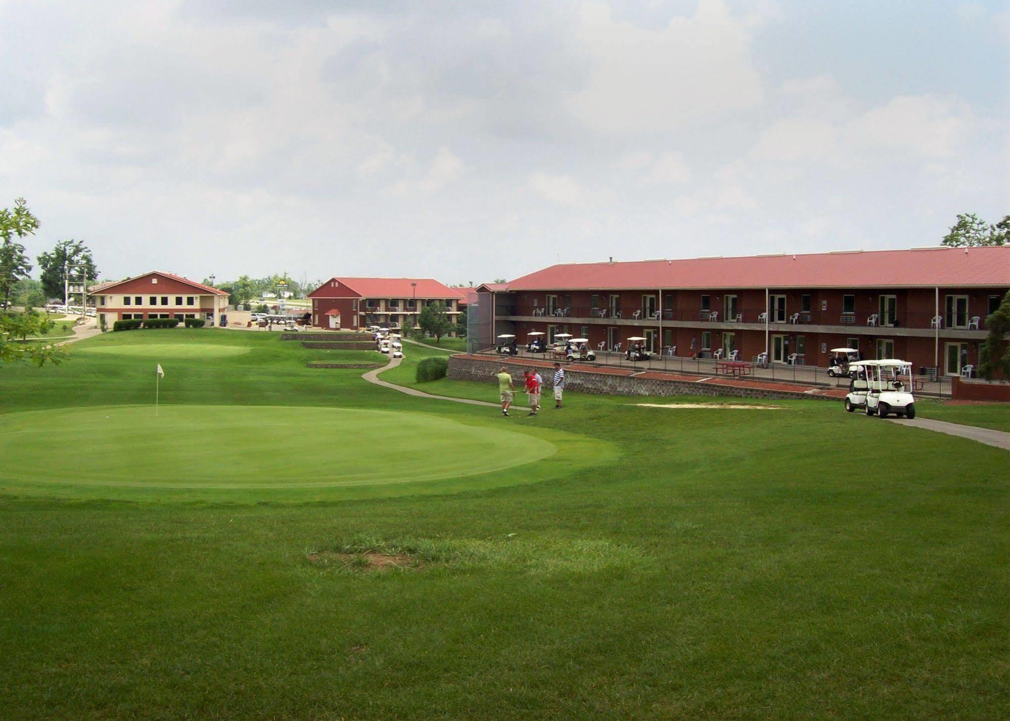 Bright Leaf Golf Resort Harrodsburg Bagian luar foto